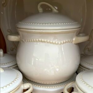 Princess House Pavilion Bean Pot and Bowls